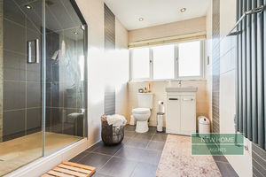 Photo 35- click for photo gallery